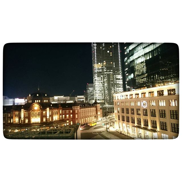 丸ビルから見た東京駅とKITTE#karen99.com - from Instagram