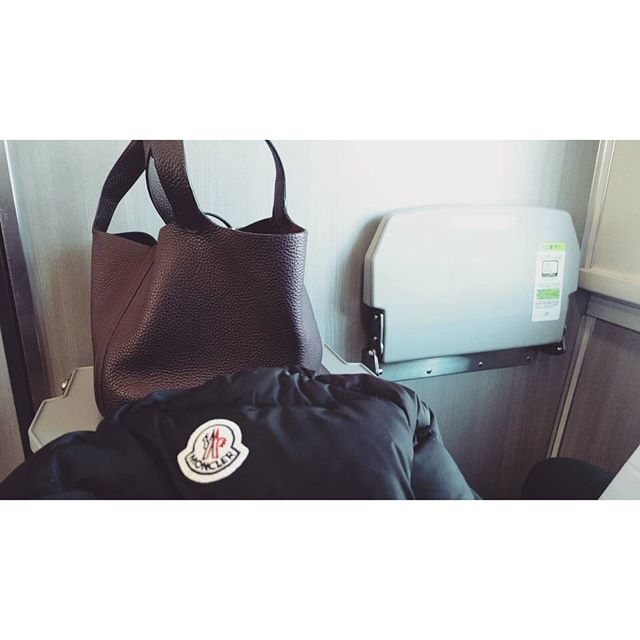 これからランチしに～東海道線～ - from Instagram