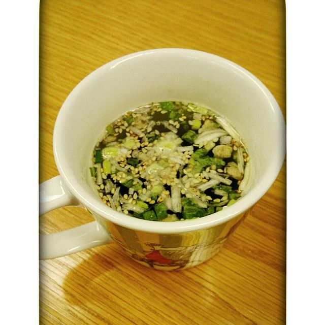 今年から会社でのお昼に蜆soupを飲むようにしました(笑) - from Instagram