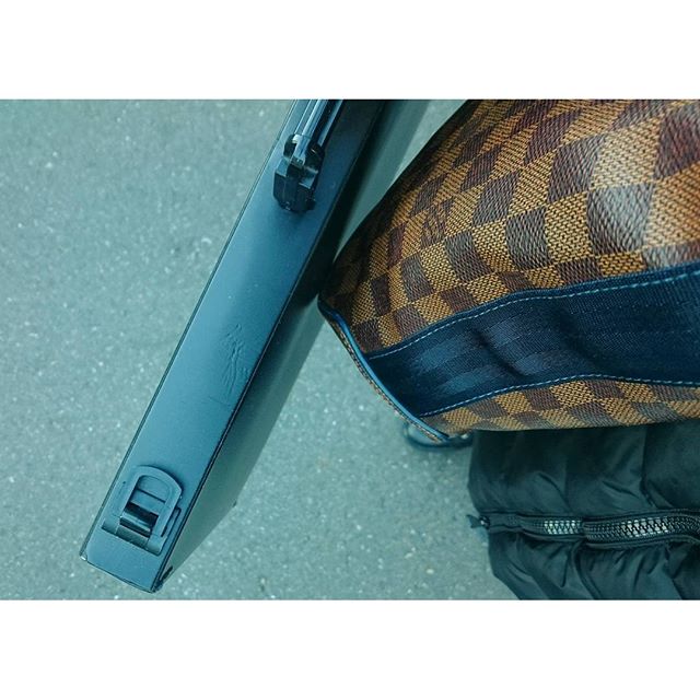 昨日直帰したので今日は荷物が‥‥ - from Instagram