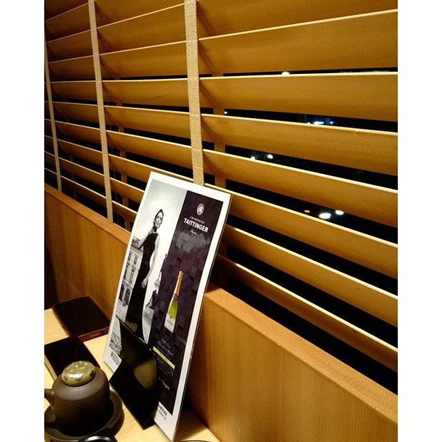 会社帰りにお寿司。 - from Instagram