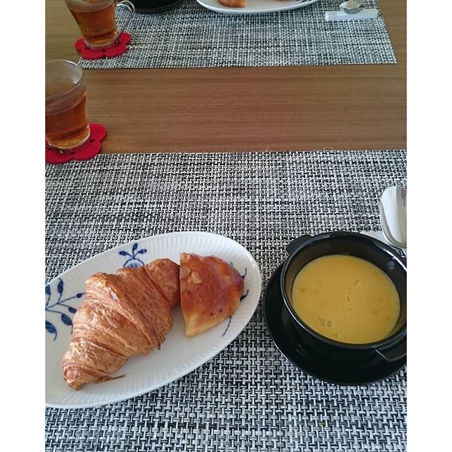 お早うございます - from Instagram