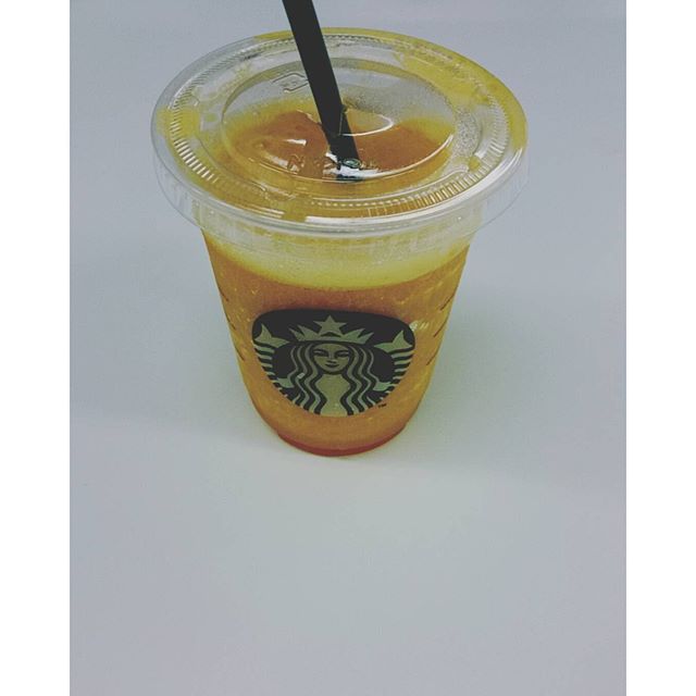 休日出勤中～ - from Instagram