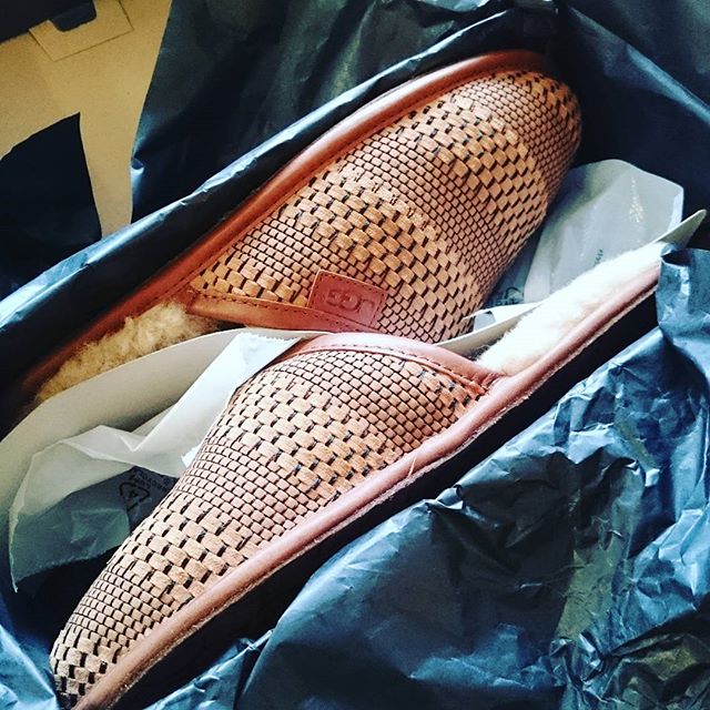 旦那様のNew roomshoes - from Instagram