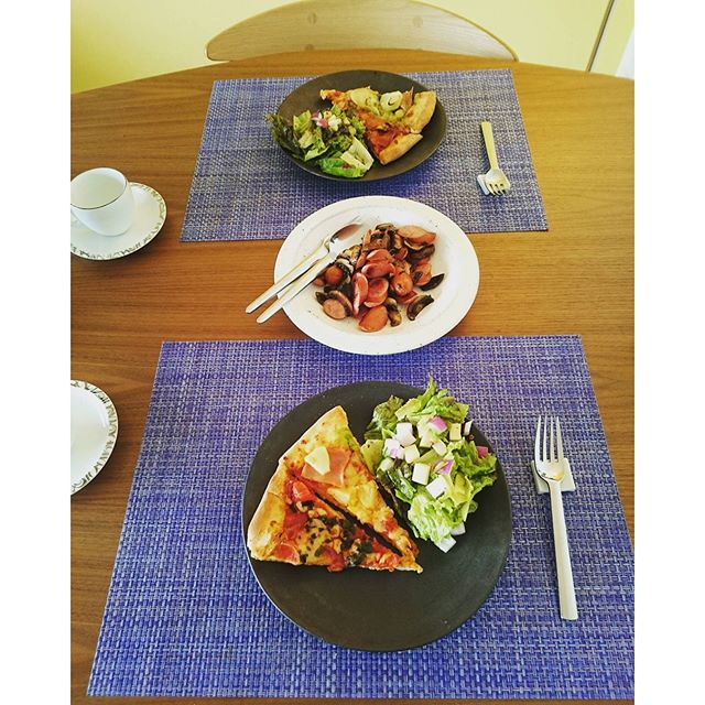 今日は昨夜のleftover ＆ #salad - from Instagram