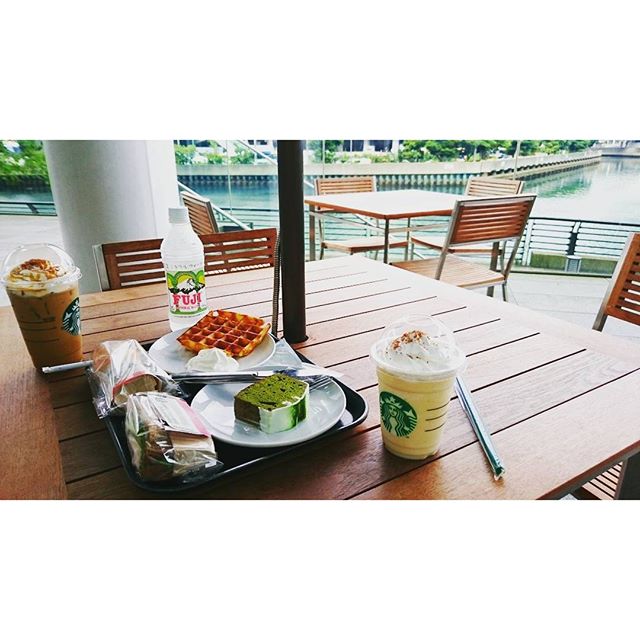 #brunch 散歩でスタバへ。 - from Instagram