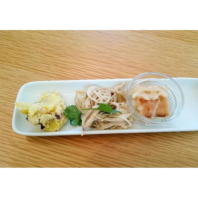 前菜三種盛り - from Instagram