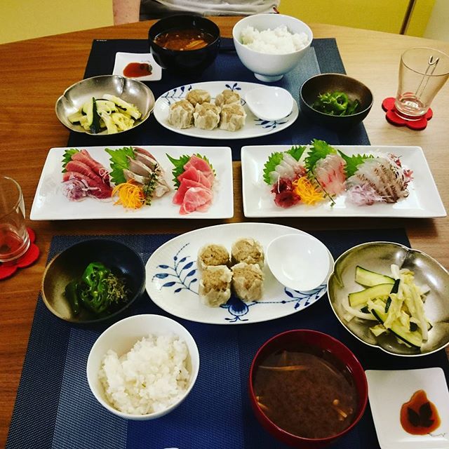 今日はお刺身定食のハズが… - from Instagram