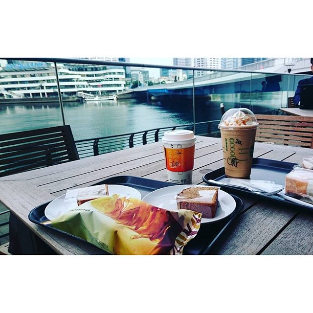 今日は二人とも休暇です。 - from Instagram