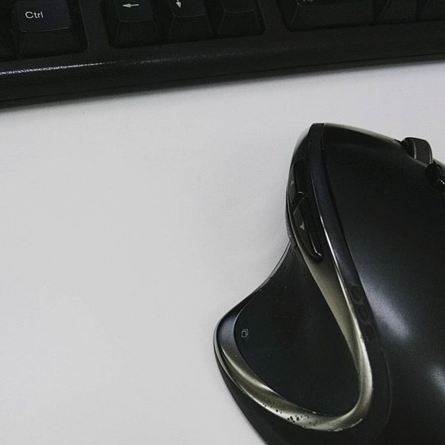 週明けから出勤です - from Instagram