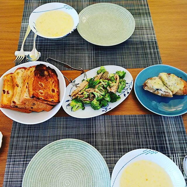 今朝は#dorer のパンで。 - from Instagram