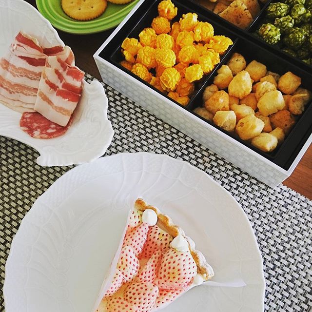 キルフェボンの白イチゴのタルト - from Instagram