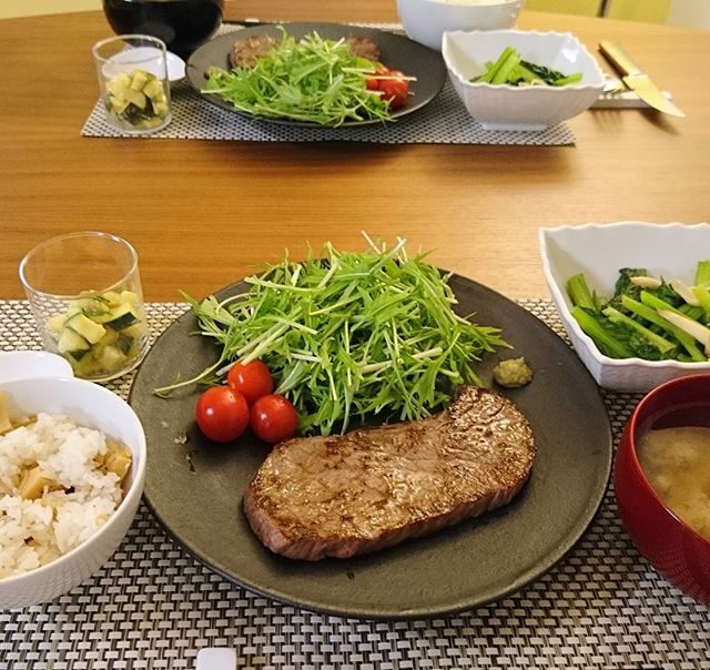 黒毛和牛のステーキ - from Instagram