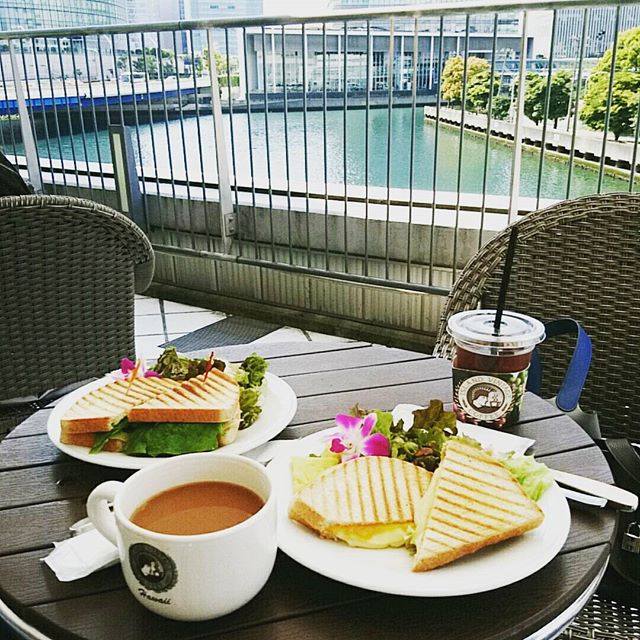 お早うございます今朝はいつもの逆サイドから#islandcoffee #lifeofkaren#casualandluxe #lifeinyokohama#yokohamalifestyle #暮らしを楽しむ - from Instagram