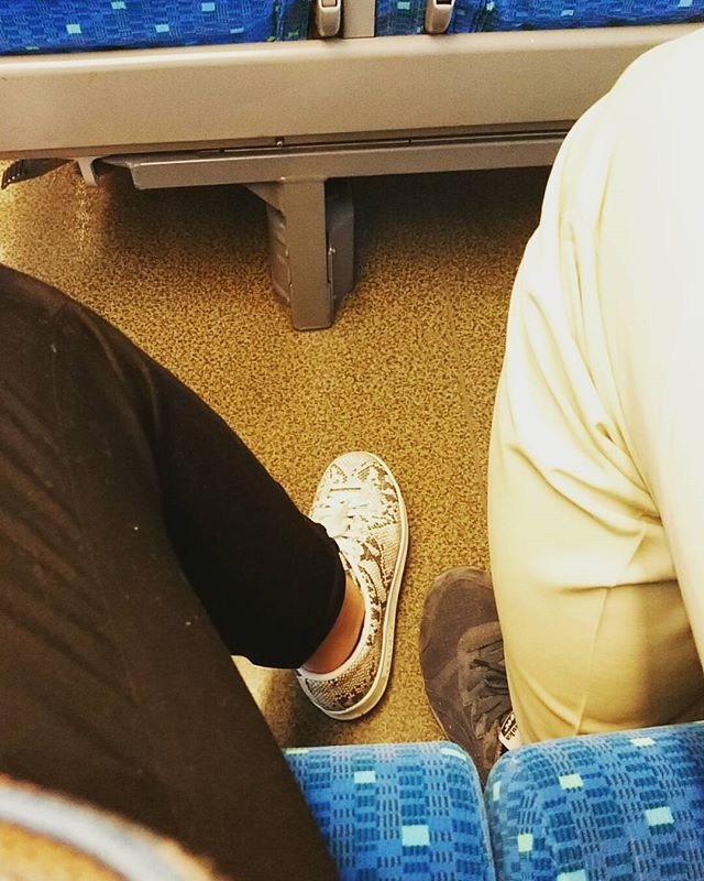 仕事用のパンツ&カラーデニム - from Instagram