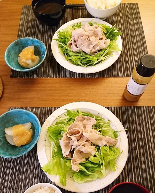 今日は鹿児島産黒豚の冷しゃぶサラダ - from Instagram
